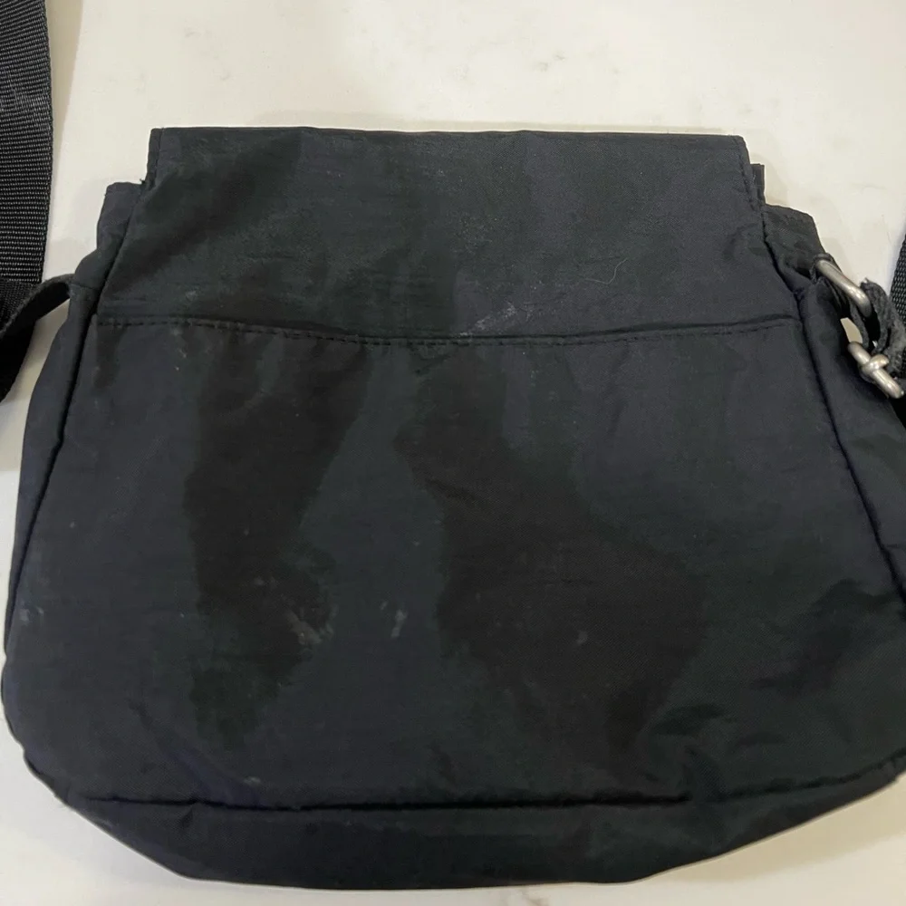 Baggallini Black Shoulder Bag Adjustable Strap Zipper Accents Pockets - Picture 6 of 6